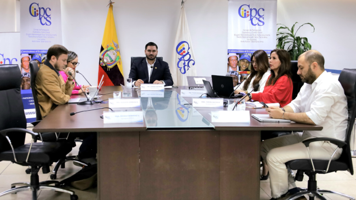 Acuerdo. El reglamento para el concurso en el que se elegirá al nuevo fiscal general del Estado fue aprobado por consenso.