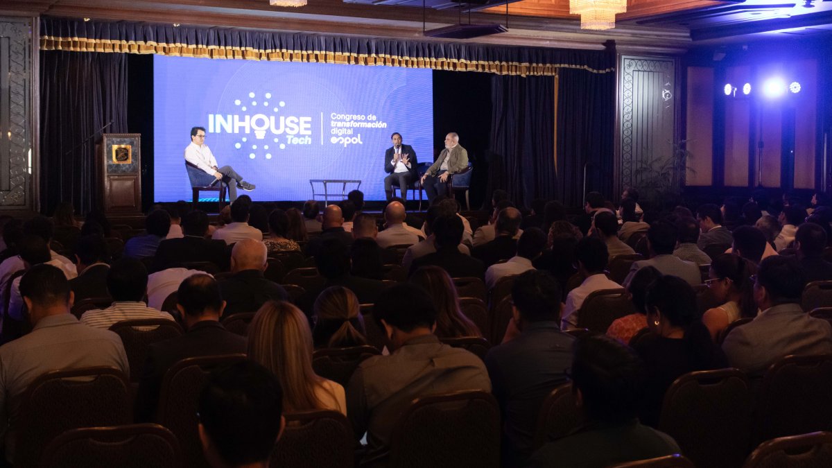 Expertos y profesionales en el ámbito de la Inteligencia Artificial (IA) compartieron sus conocimientos y casos de éxito