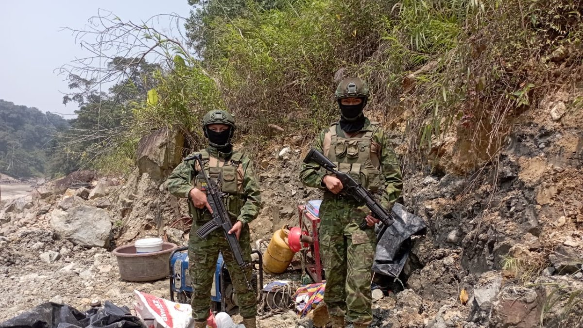 Durante el conflicto armado se ha deshabilitado nueve cristalizadoras de droga y se han incautado alrededor de 30 toneladas de droga.