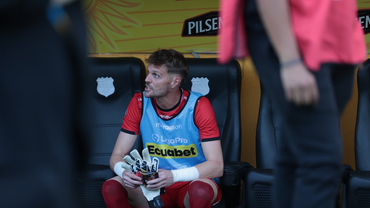 Javier Burrai fue al banco de suplentes de Barcelona en la fecha 6 de LigaPro.