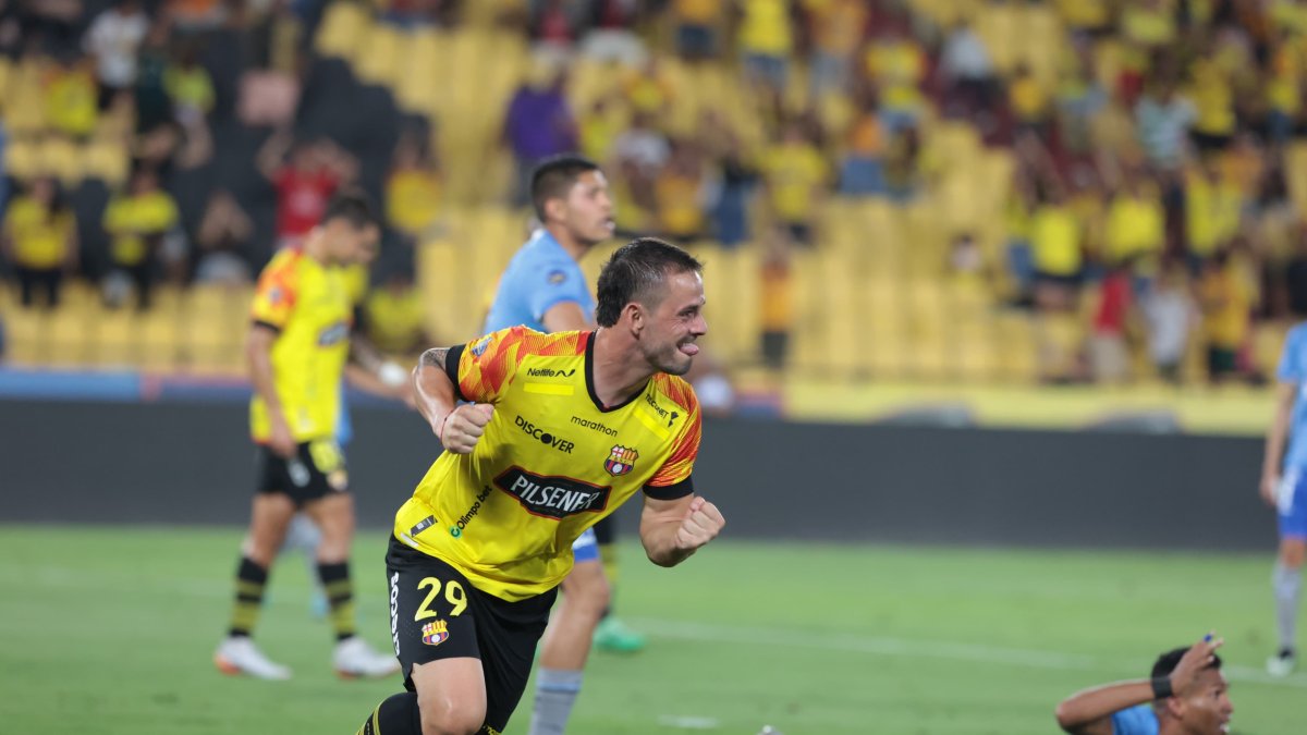 Octavio Rivero y sus goles ante Macará.