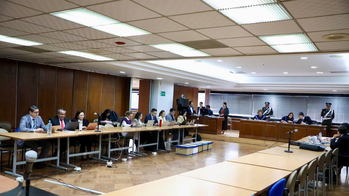 Durante la audiencia de apelación, el fiscal subrogante Wilson Toainga solicitó que se revoque el sobreseimiento en contra de los procesados.