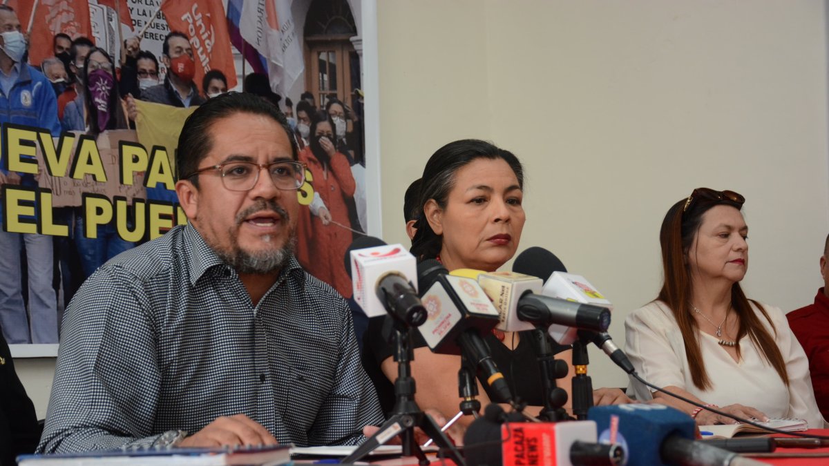 José Villavicencio, presidente del FUT, anunció que realizarán una manifestación en los exteriores del Ministerio de Trabajo.