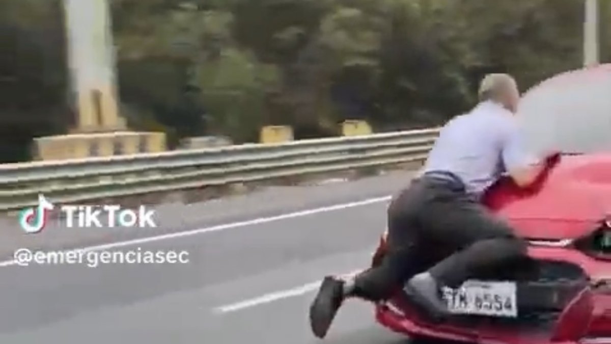 El conductor de un vehículo arrastró a un ciudadano en la vía Perimetral, la mañana de este lunes 16 de septiembre.