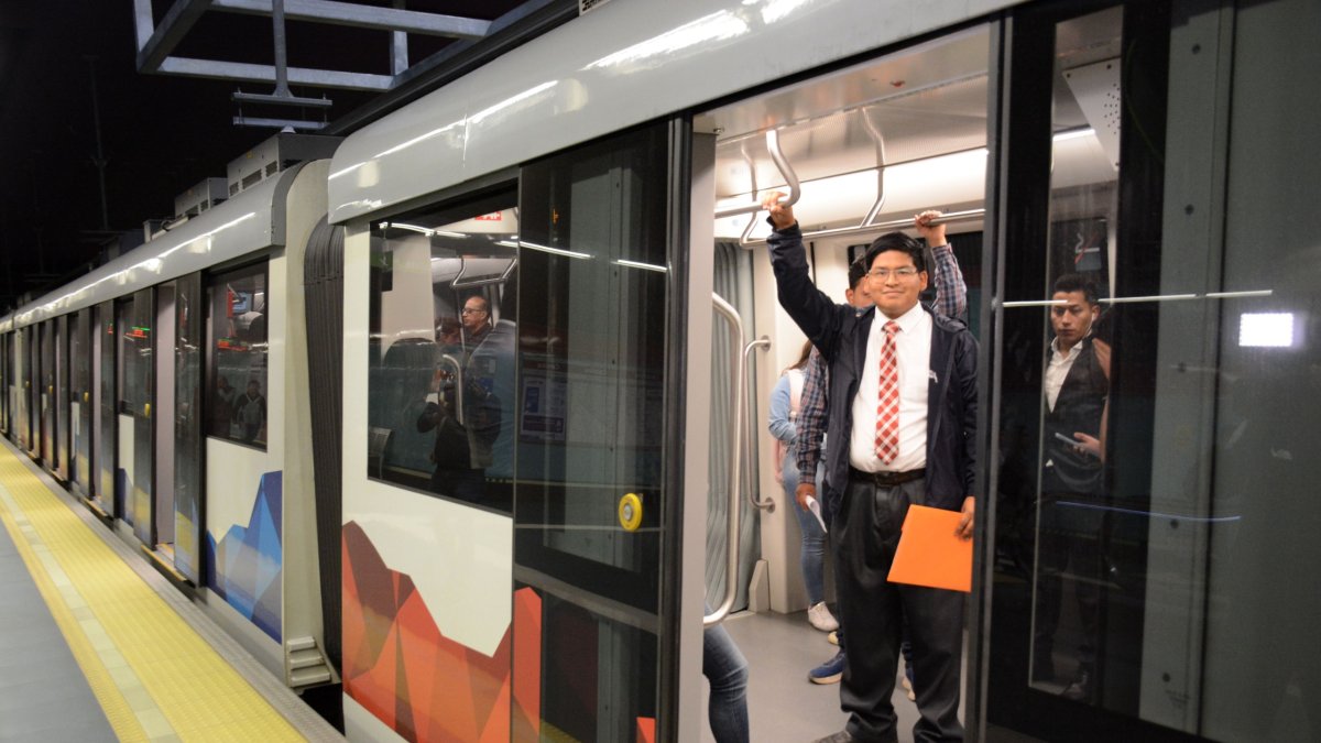 El Metro adelantará el cierre de operaciones por el corte de luz en todo el país.