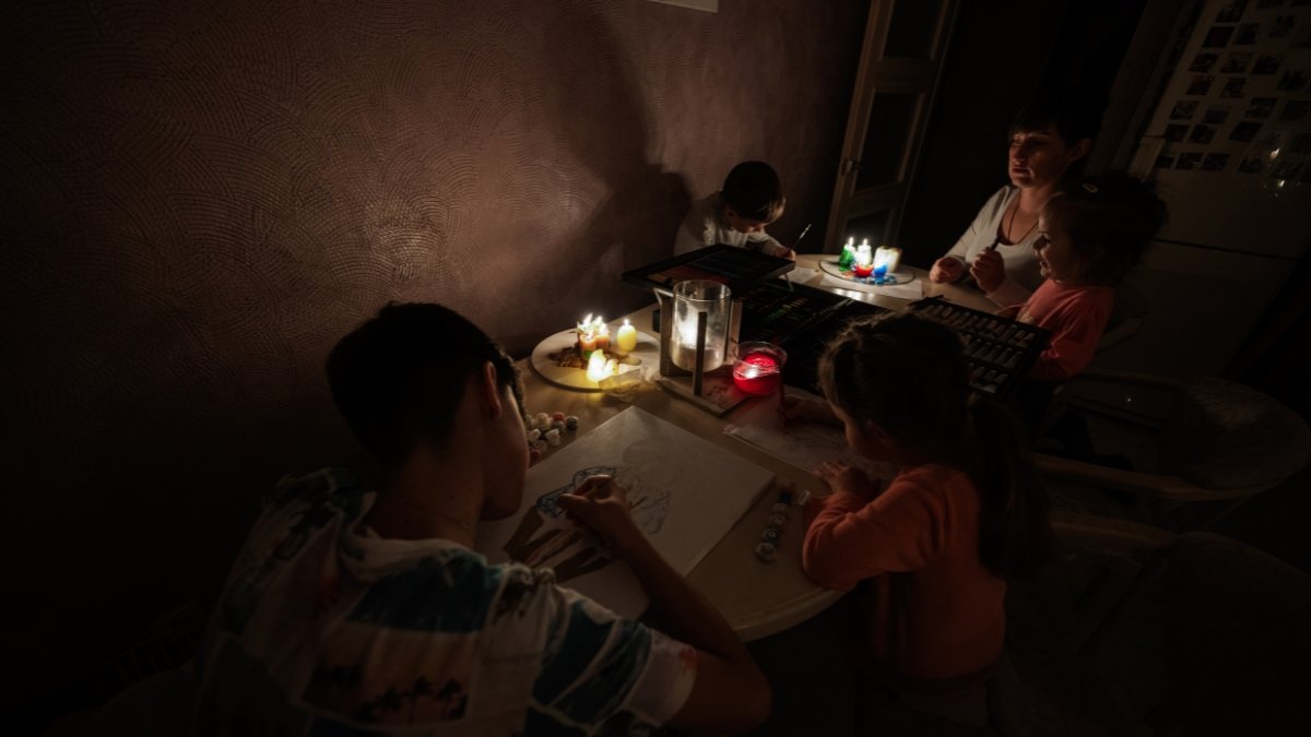 Hay sugerencias para enfrentar la oscuridad si posees nictofobia.