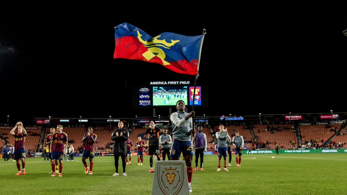 Anderson Julio registró un doblete en el triunfo de Real Salt Lake.