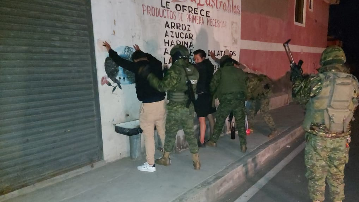 En el recorrido realizado en la parte externa del centro de privación de libertad.