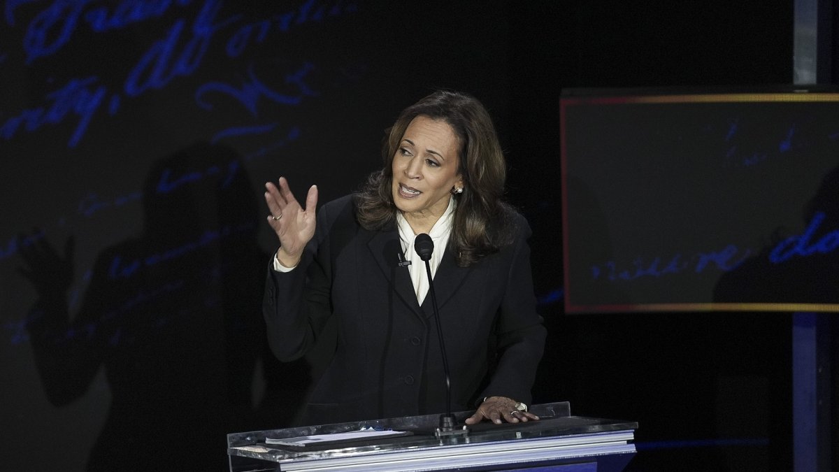 Filadelfia. La candidata Kamala Harris, durante el debate.