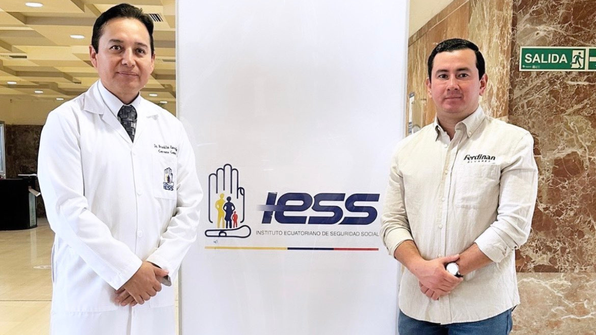 Ferdinan Álvarez con Franklin Encalada.