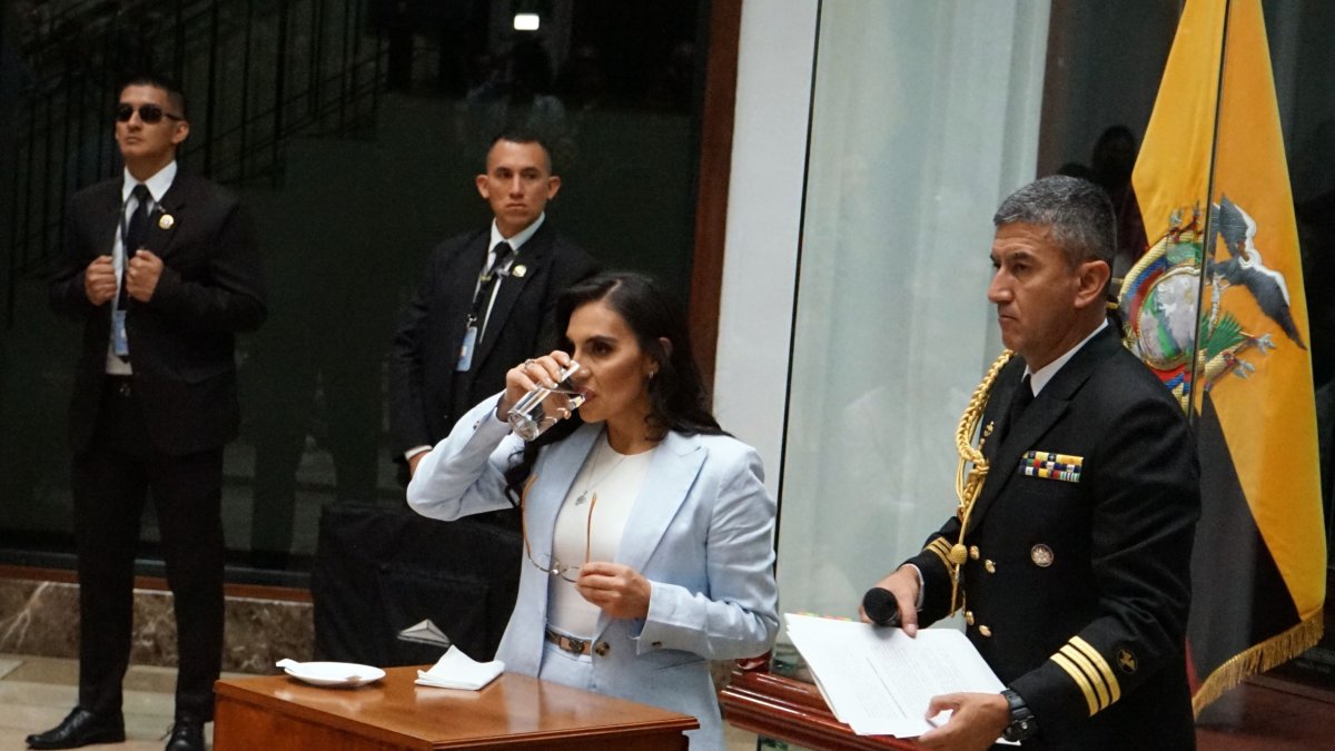 La ministra de Trabajo, Ivonne Núñez, asegura que se iniciará un sumario administrativo contra Verónica Abad.