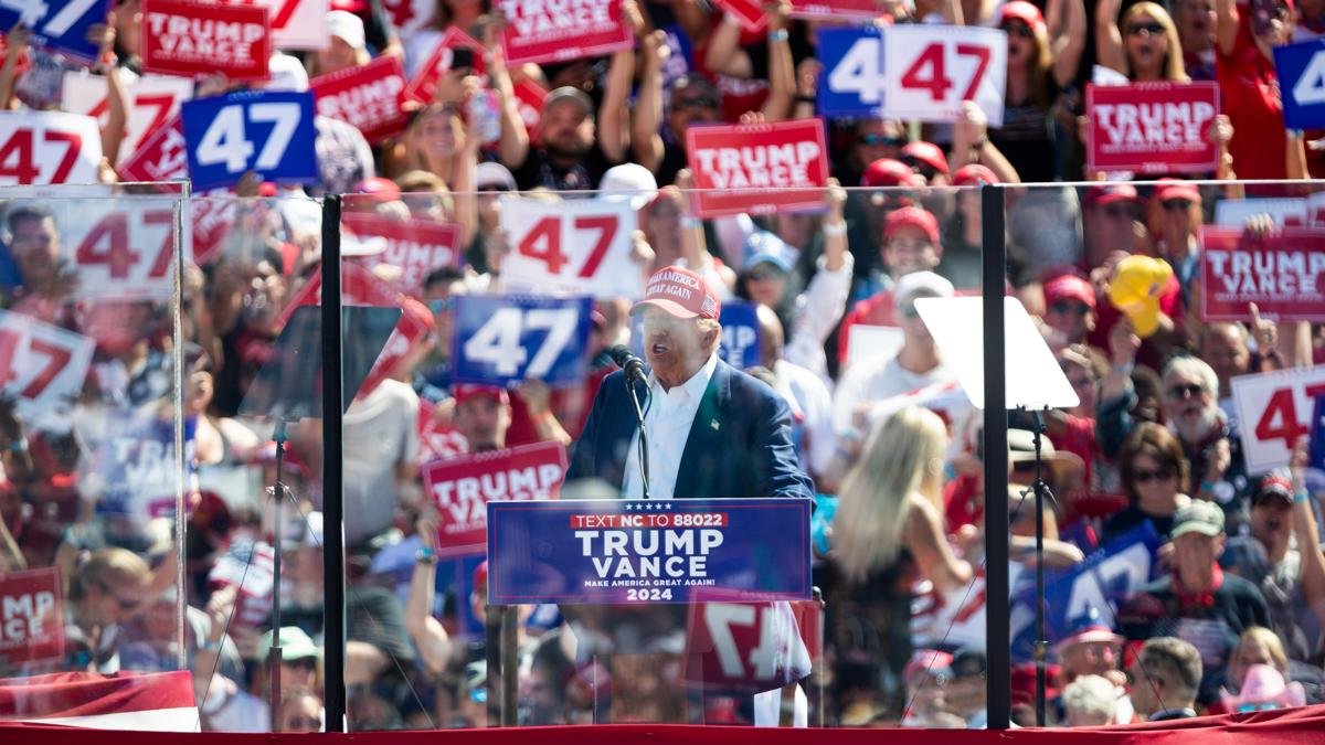El candidato republicano Donald Trump participó de un mitin político en Wilmington, estado de Carolina del Norte, este sábado 21 de septiembre.