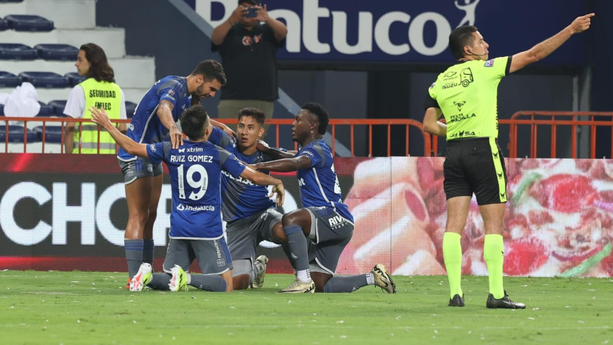 Emelec gana el encuentro.