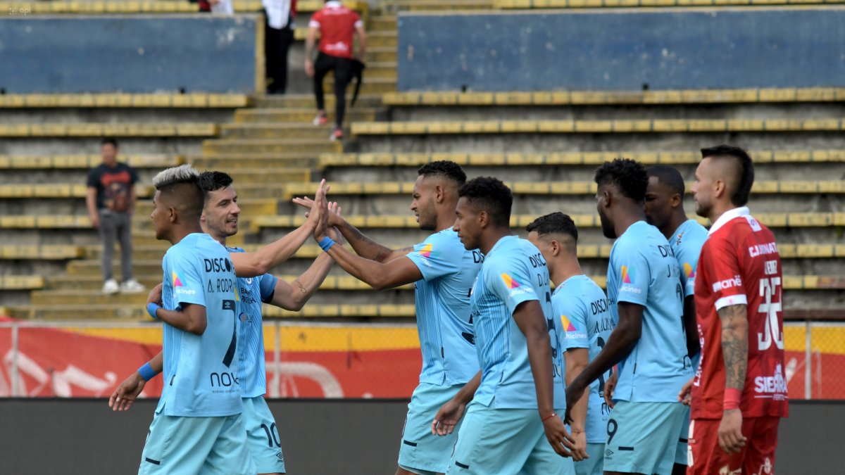 Los partidos podrán comenzar hasta las 17:30 en la crisis energética.