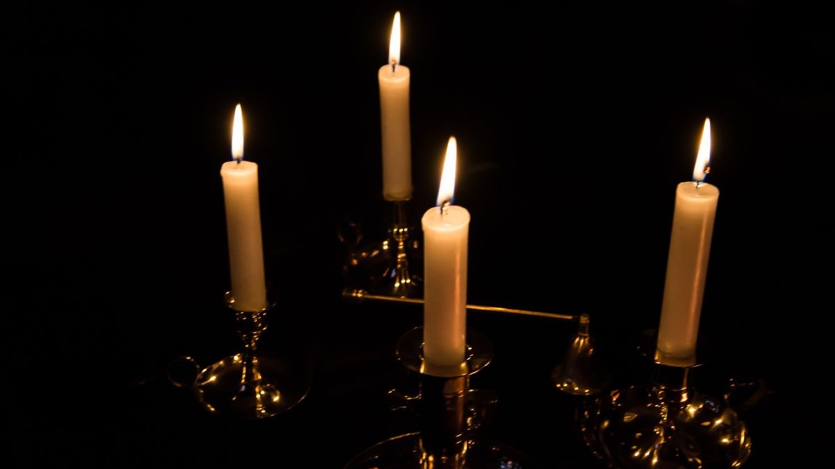 Los cortes de luz en Quito se redujeron debido a los incendios.