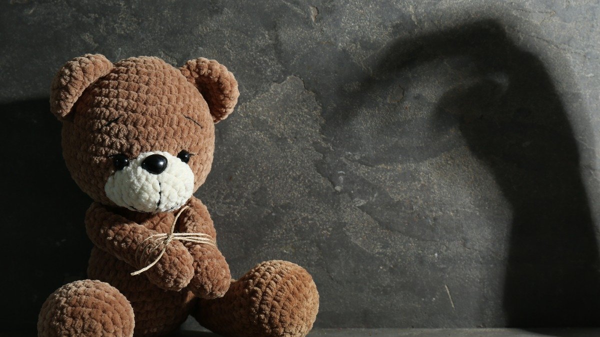 Según información de Fiscalía, la víctima tiene una discapacidad auditiva.