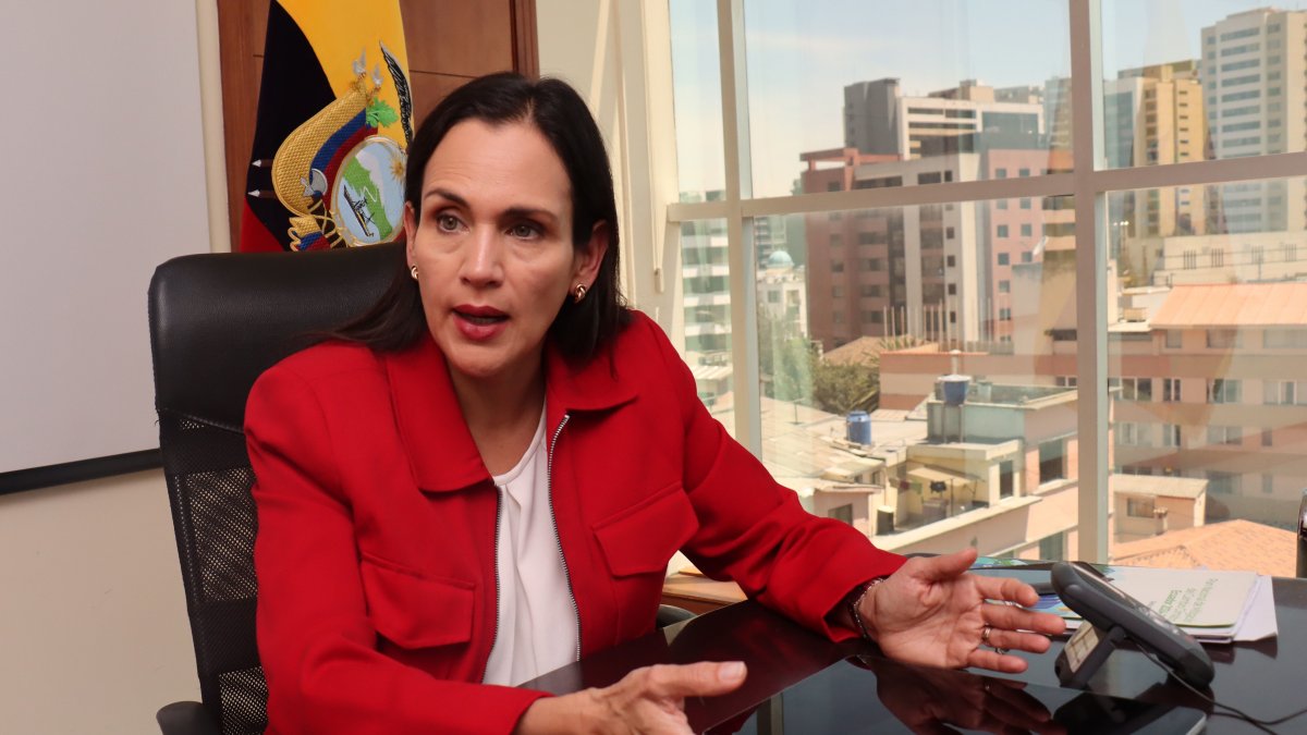 La ministra de Ambiente, Inés Manzano, conversó con EXPRESO de la situación climática del país.