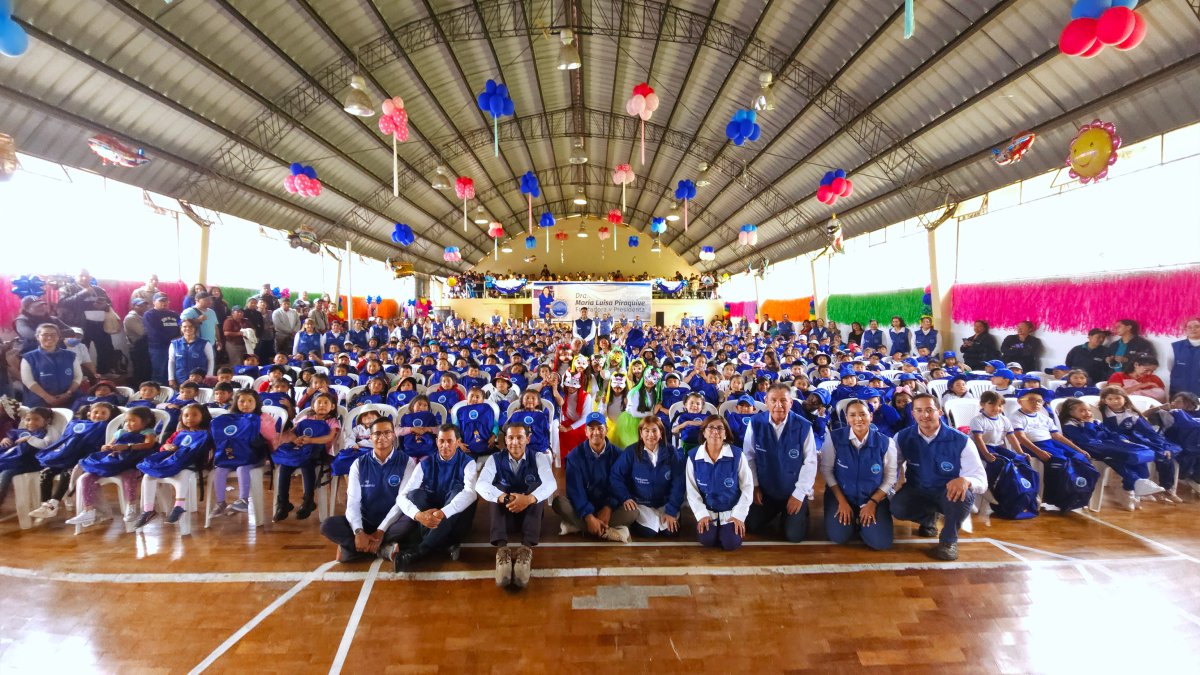 La Fundación mira por el desarrollo educativo y personal de niños de comunidades.