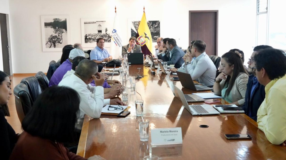 El consejo consultivo del maíz se reunió en Quito la tarde de este martes 24 de septiembre.
