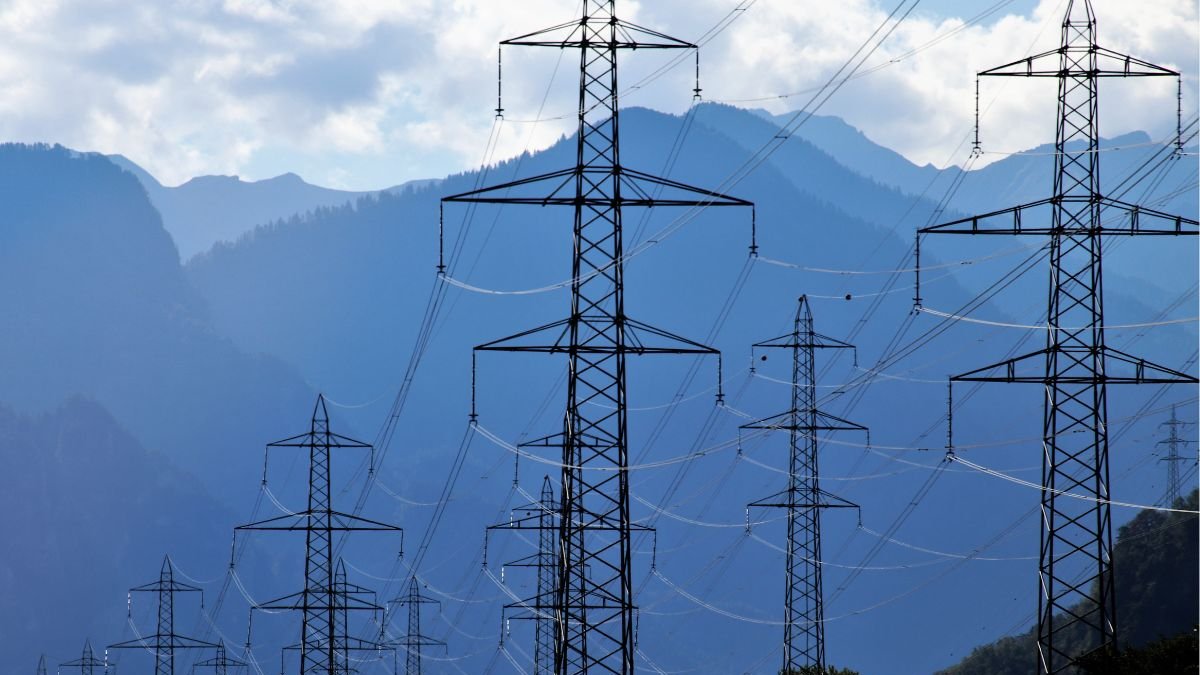 Cortes de luz en Cuenca continuarán durante la siguiente semana.