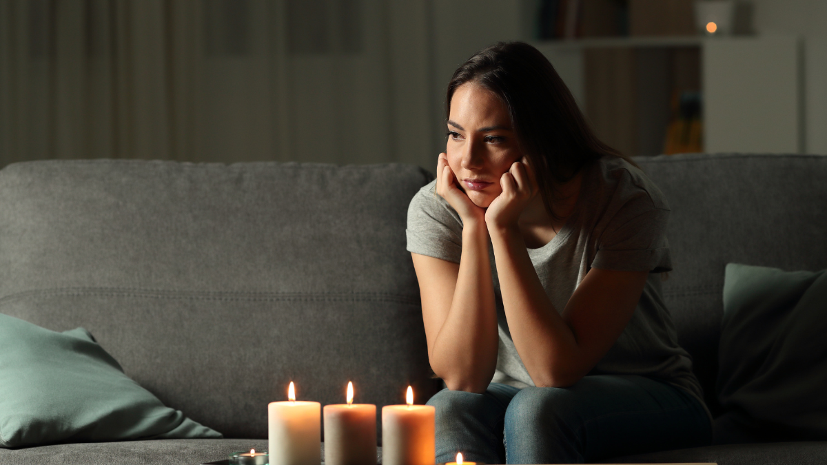 Crisis energética se agudiza en Ecuador con más interrupciones del servicio eléctrico.