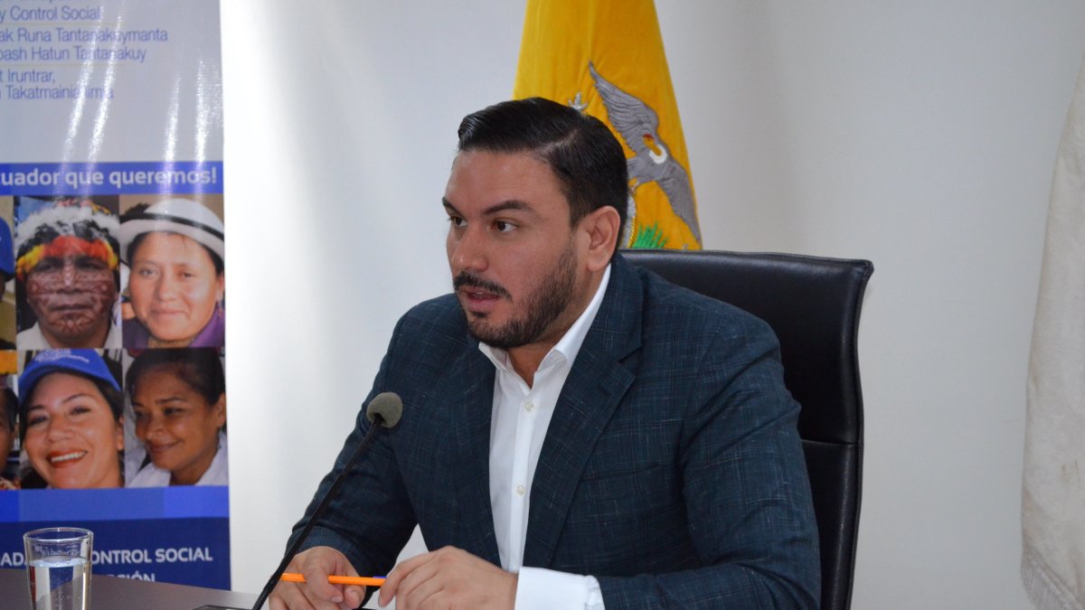 Andrés Fantoni asumió la Presidencia del CPCCS en abril de 2024, luego de que la mayoría del Pleno removiera a Nicole Bonifaz.