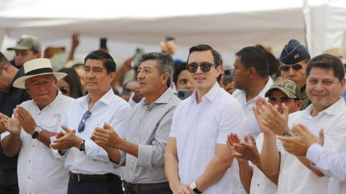 El Presidente de la República, Daniel Noboa Azin, asumió la conducción del Gobierno Nacional a los 35 años de edad