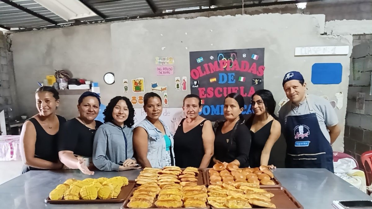 Alianza Noruega brinda capacitaciones artesanales a los habitantes de comunidades del noroeste de Guayaquil.