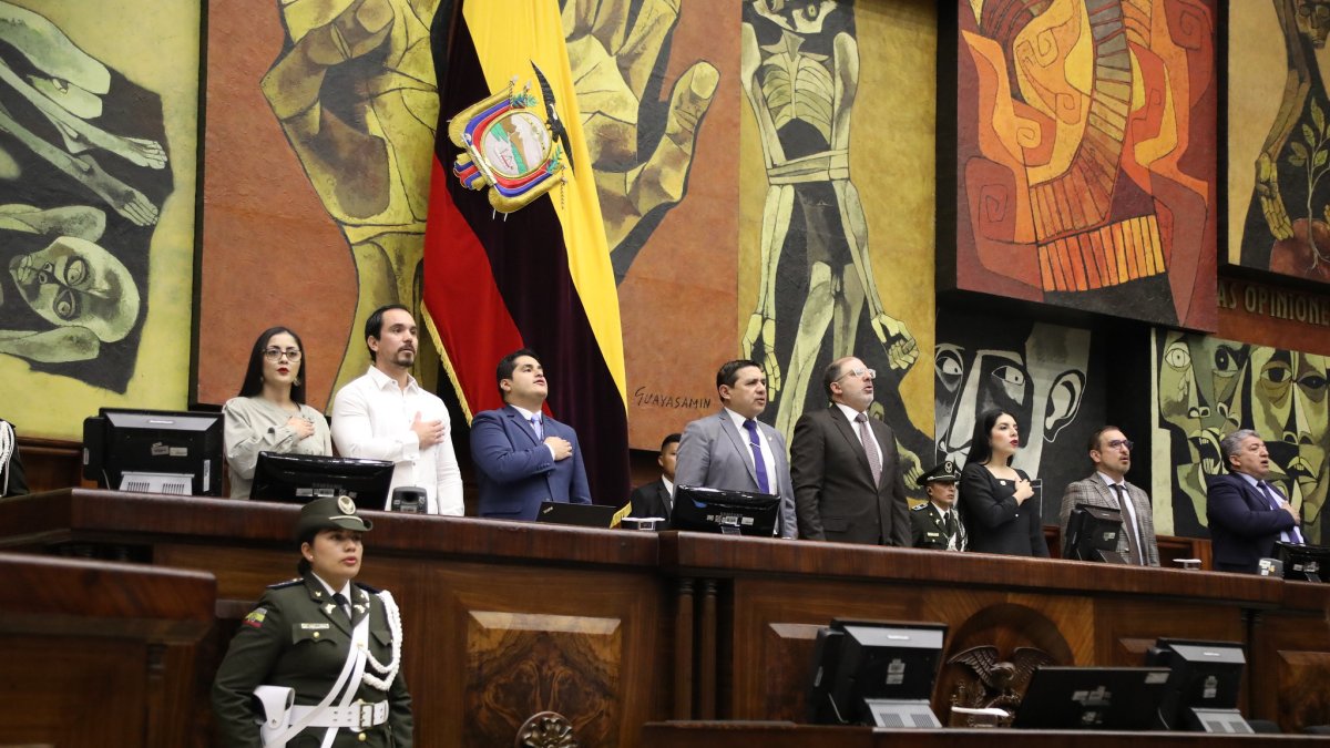 Henry Kronfle renunciará el 2 de octubre del 2024 a la Asamblea Nacional.