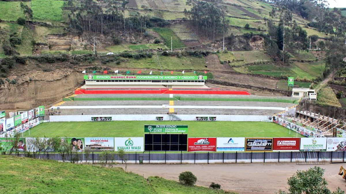 El estadio de la Cooperativa Mushuc Runa está ubicado en el sector de Echaleche