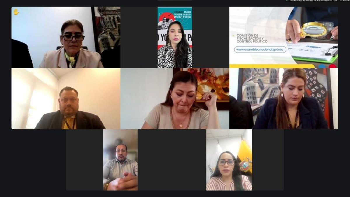 La Comisión de Fiscalización sesionó para la actuación de la prueba testimonial de descargo presentada por la ministra Mónica Palencia, en el trámite del juicio político en su contra.