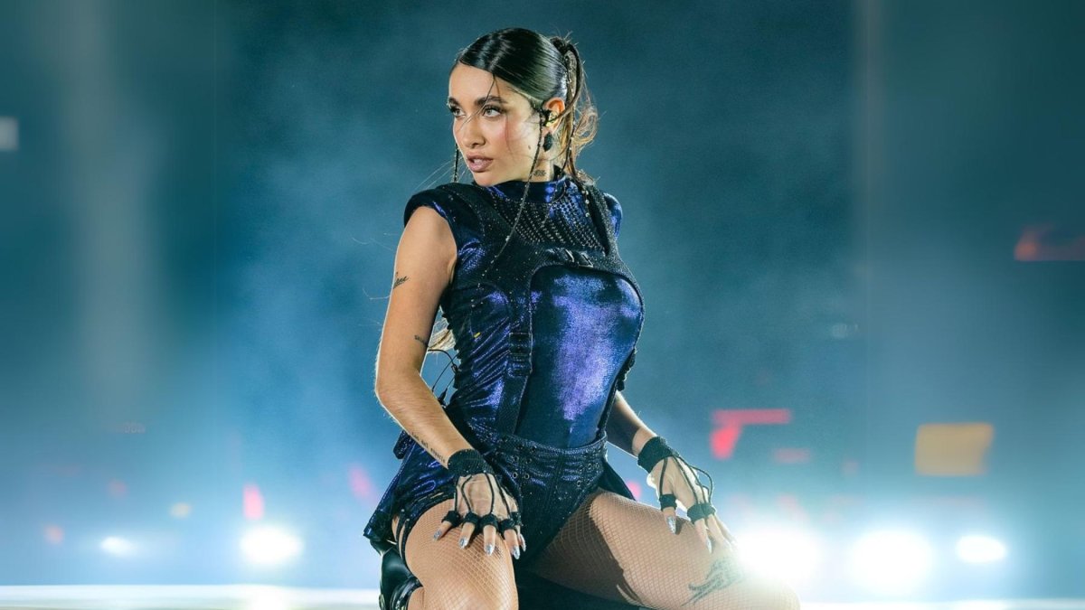 María Becerra tiene 24 años.