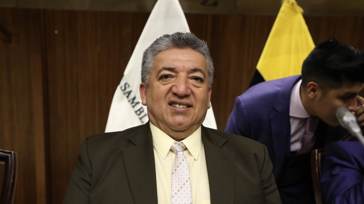 Eckenner Recalde, segundo vicepresidente de la Asamblea, va por la reelección con ADN.