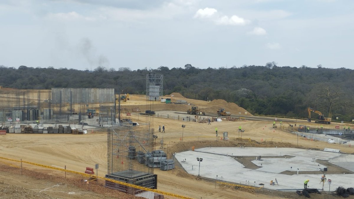 La obra se realiza en la comuna Juntas del Pacífico, en Santa Elena.
