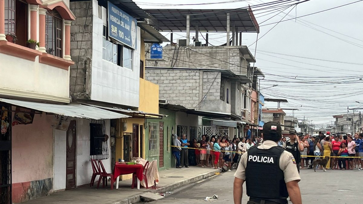 Hombre que se movilizaba en una motocicleta fue acribillado a bala cerca de una escuela