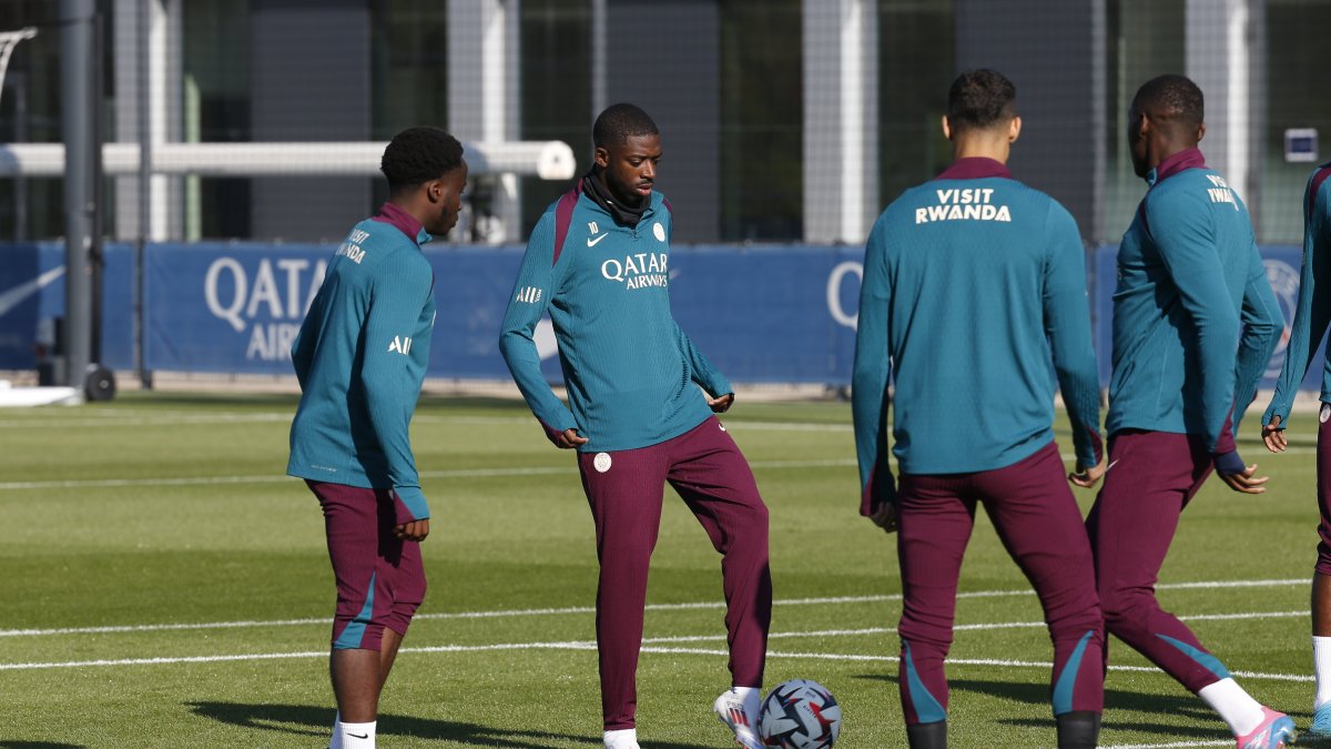 Ousmane Dembélé regresó a los entrenamientos del PSG, luego de que Luis Enrique le levantó el castigo por indisciplina.