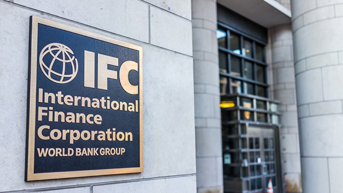IFC es el brazo privado del Banco Mundial.
