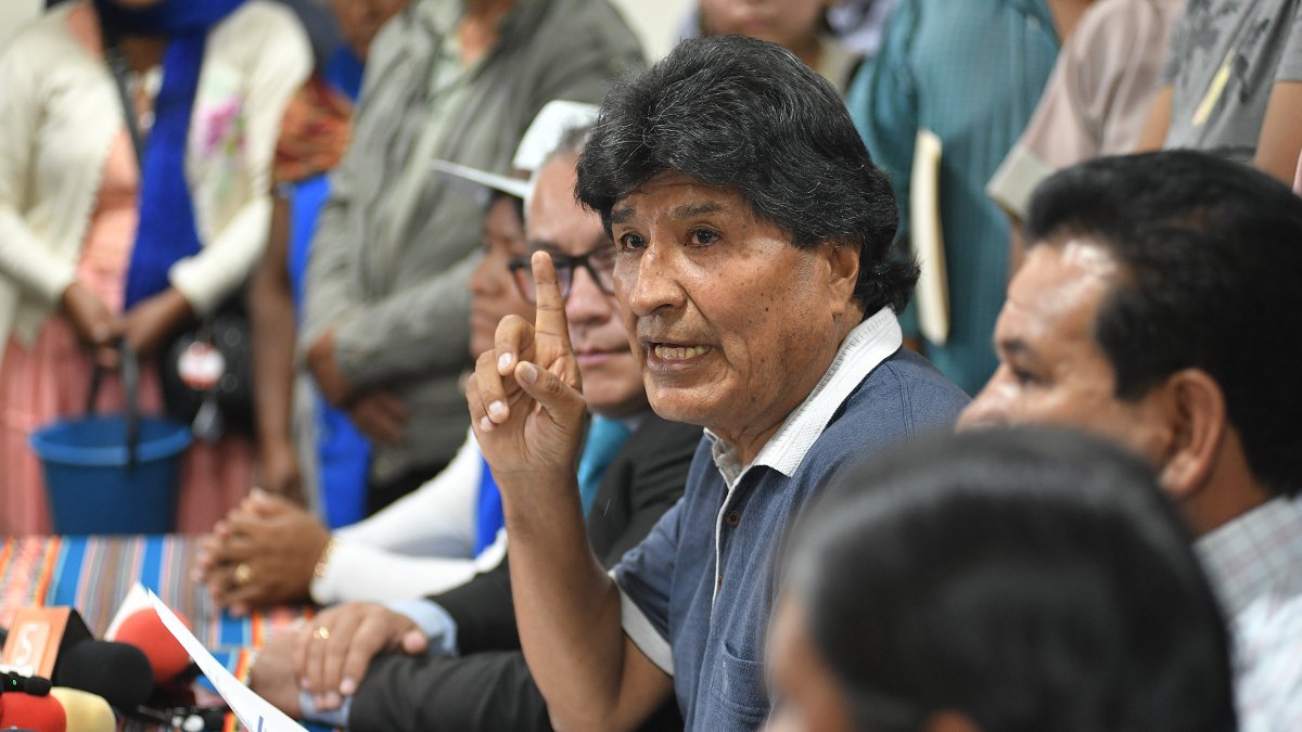 Evo Morales es acusado de violación y de manejar una red de jovenes para tener a su disposición.