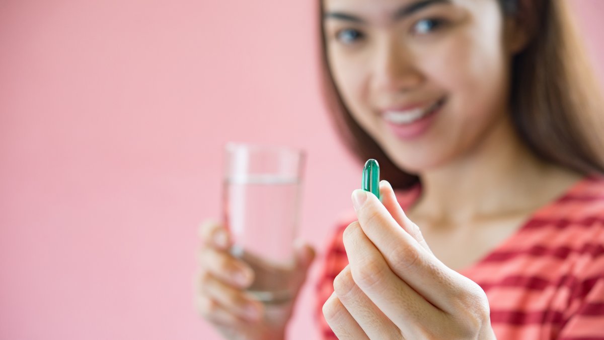 La búsqueda de una piel tersa y libre de arrugas ha llevado a que muchas personas recurran a productos y suplementos de colágeno