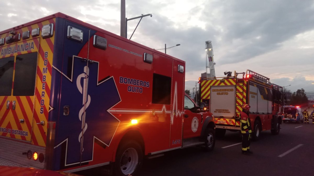 La autopista General Rumiñahui se cerró por más de tres horas debido al siniestro de tránsito.