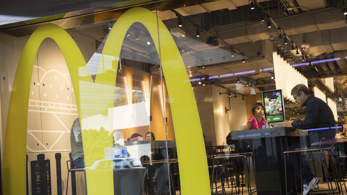 Foto de archivo de un local de McDonald´s en Hong Kong (China). EFE/Jerome Favre