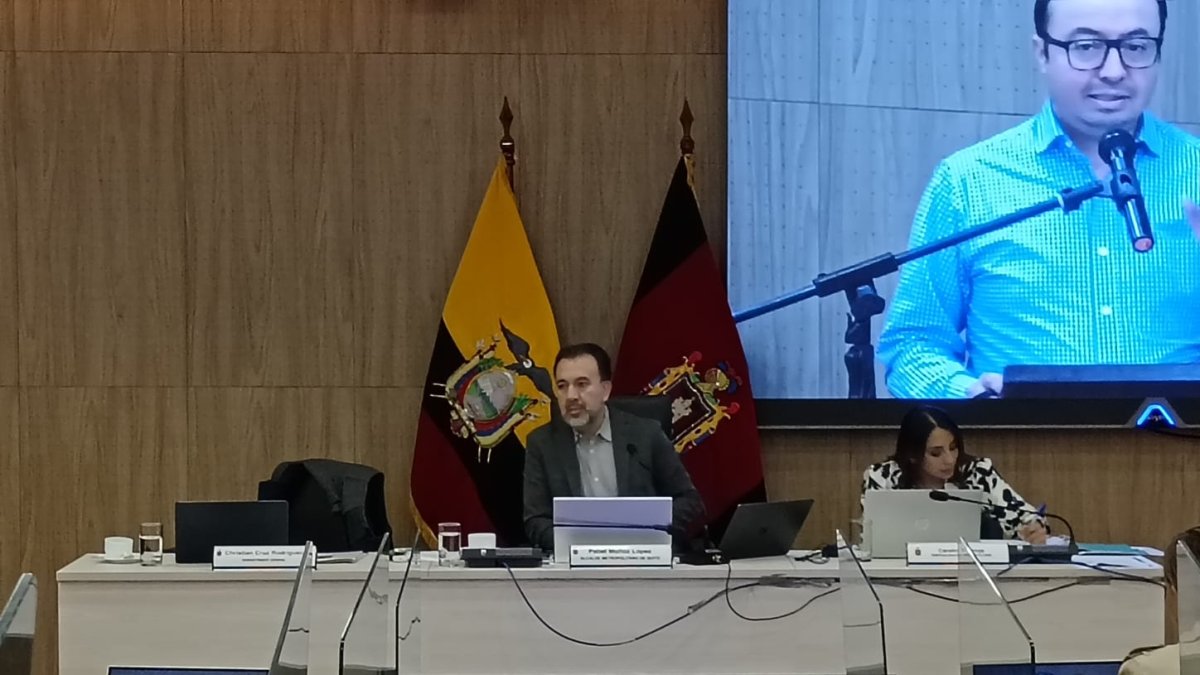 13 concejales votaron a favor de la reforma al presupuesto.