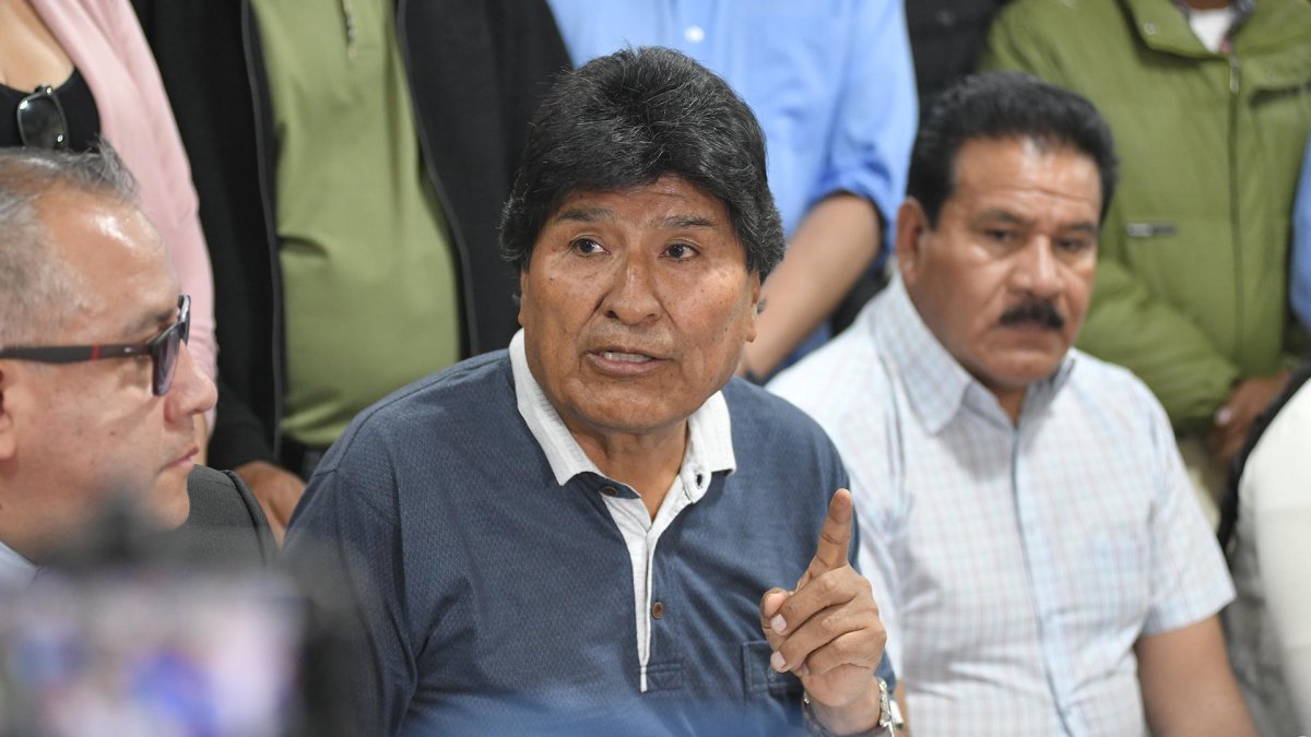 El expresidente Evo Morales (2006-2019) habla en una rueda de prensa el viernes 4 de octubre de 2024, en Cochabamba (Bolivia).