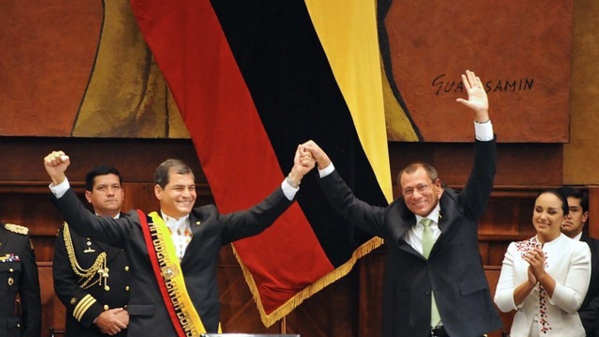 El Departamento de Estado señaló a los exmandatarios como no elegibles por su participación en actos de corrupción durante sus mandato.