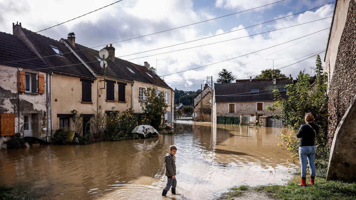 Así se observan las inundaciones en Tresmes, Seine-et-Marne departmento de Ile-de-France, Francia.