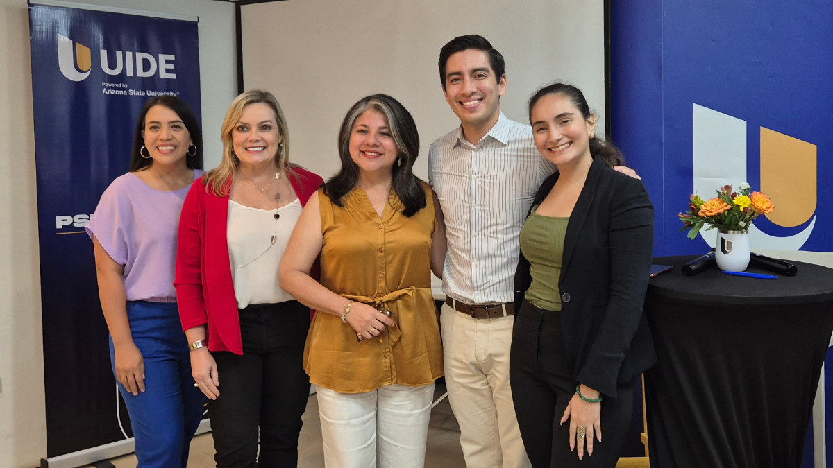 Profesionales de la salud mental se dieron cita en la UIDE.