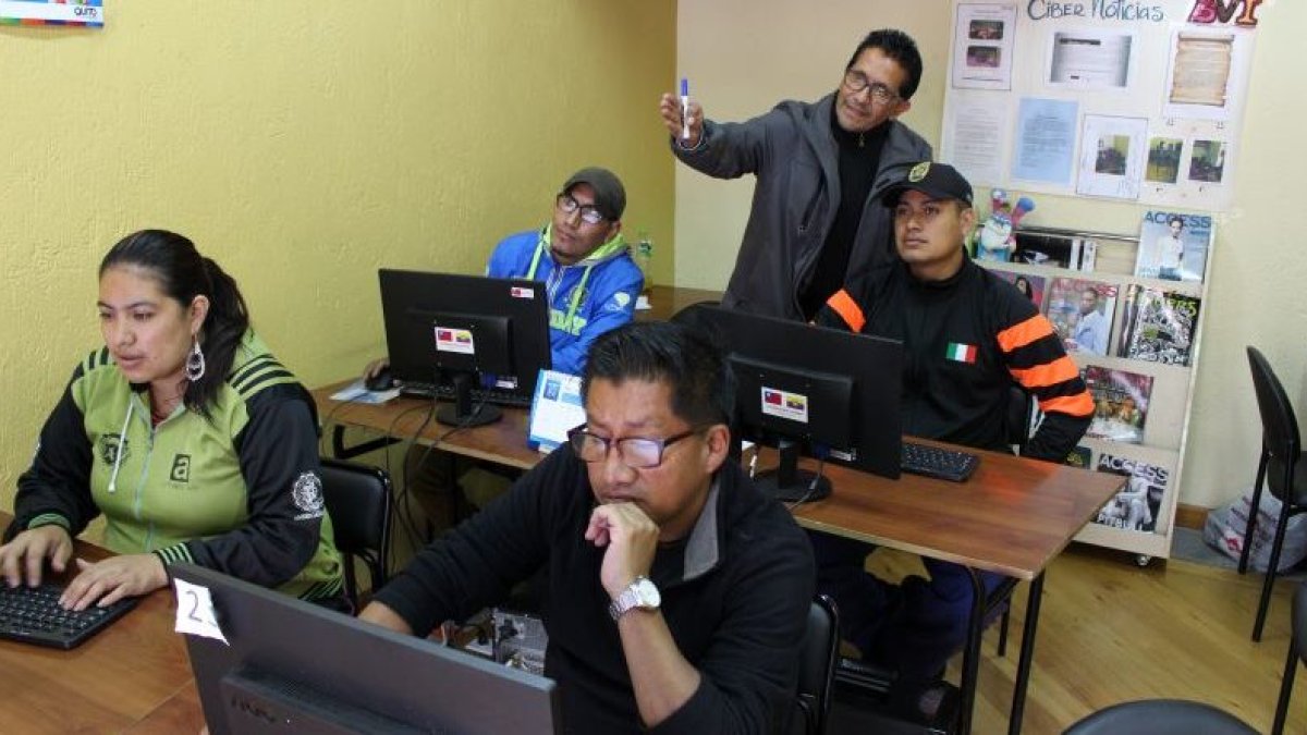 Hay 15 aulas móviles benefician a 500 personas y todo el programa a 2.700.