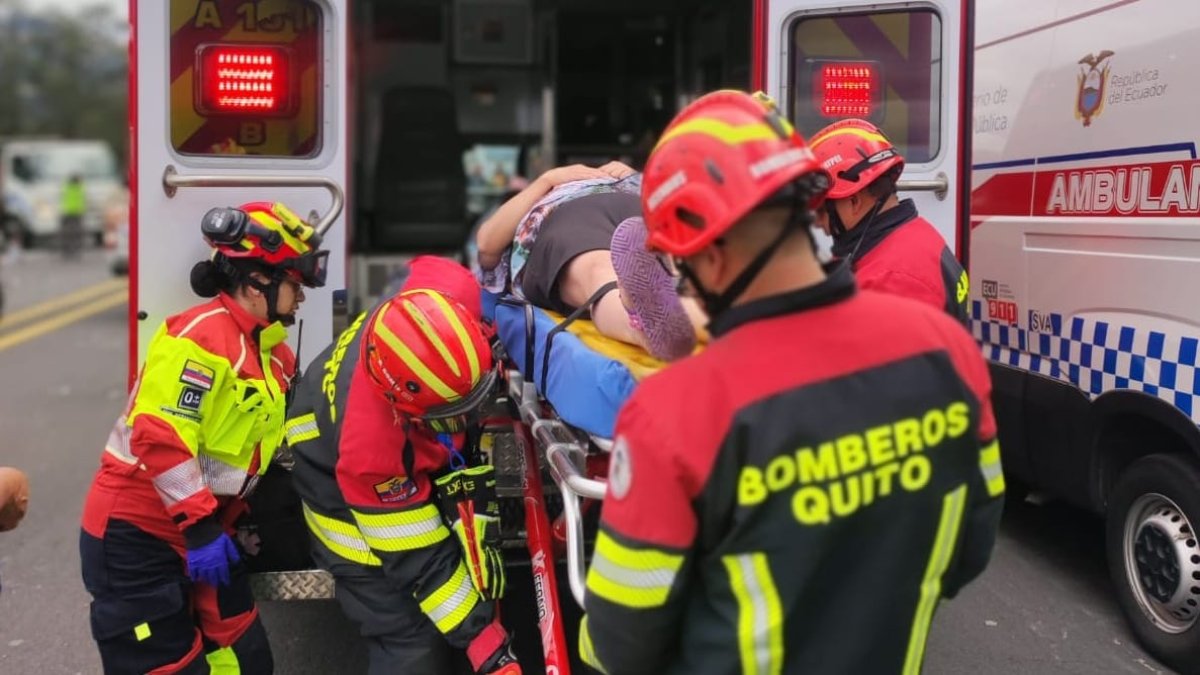 El accidente vial dejó lamentablemente 2 personas fallecidas y 6 personas heridas