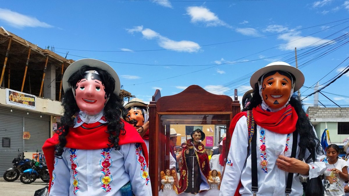 La cultura y tradiciones permanecen en los barrios de Tumbaco.