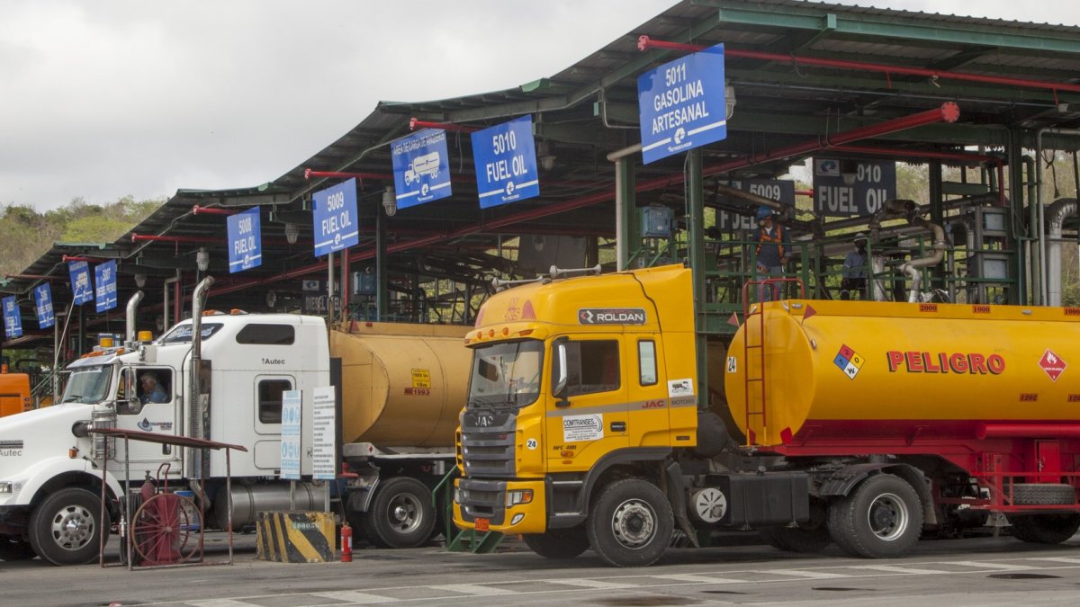 Imagen referencial. La Fiscalía investiga la supuesta venta ilegal de combustibles en las gasolineras vinculadas al alcalde Aquiles Álvarez y sus familiares, dentro del denominado caso Triple A.